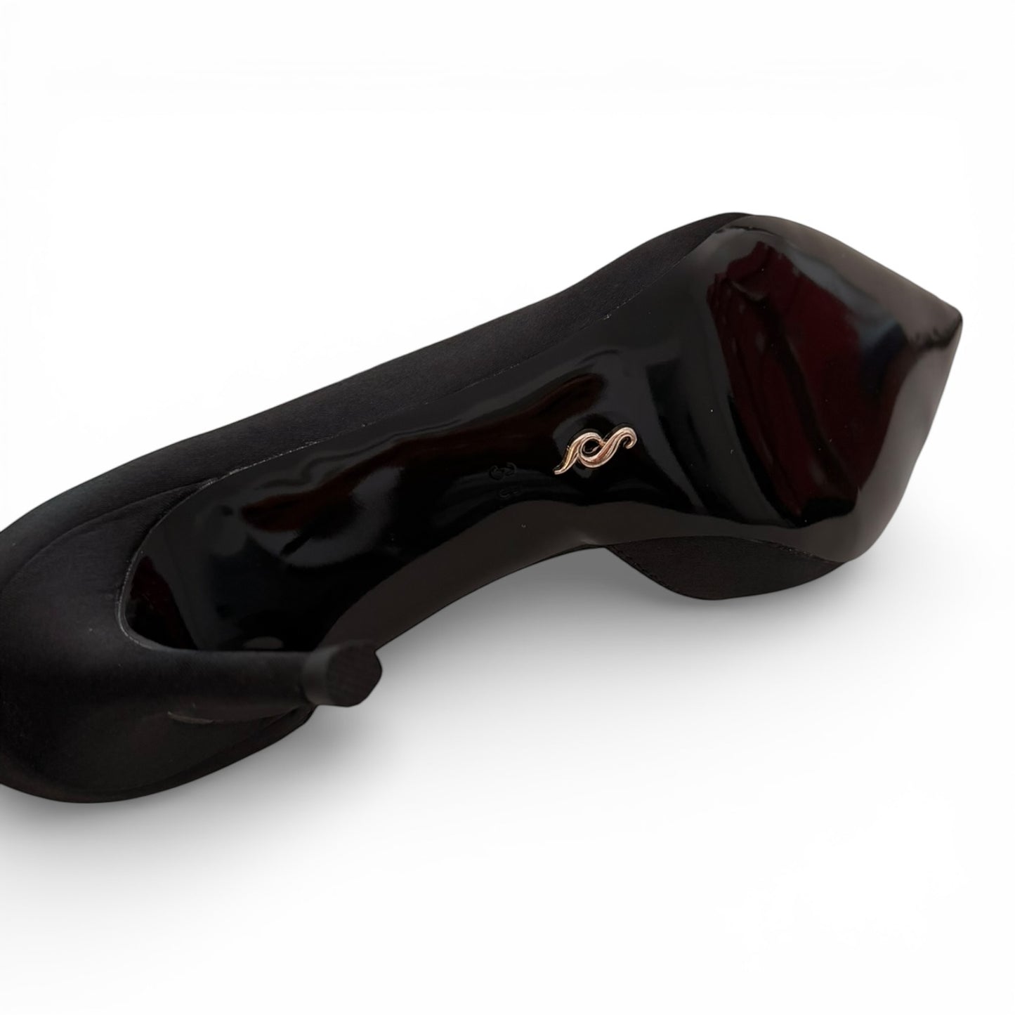 Amira – Classic Black Satin Pump